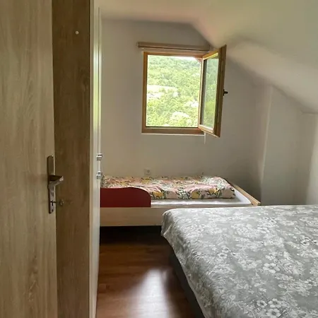 아파트 Vikendica Krupa 바냐루카